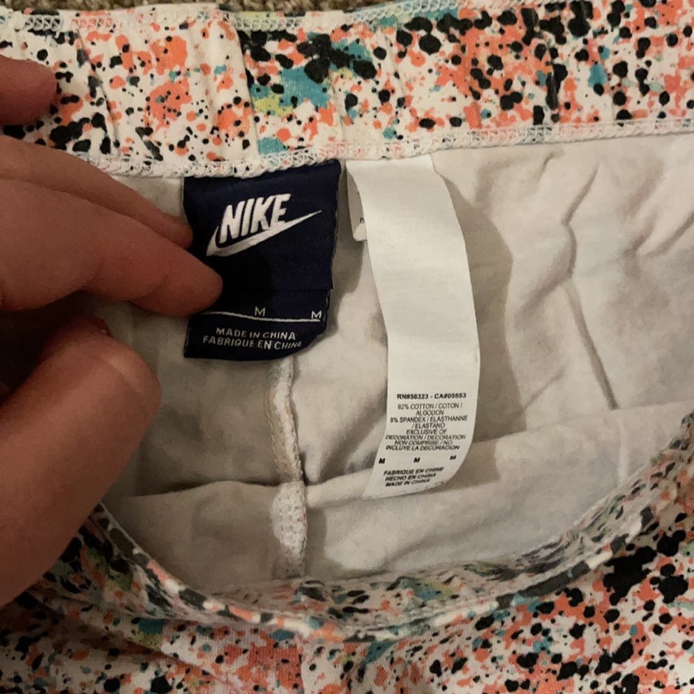 Nike Leggings - Picture 3 of 3